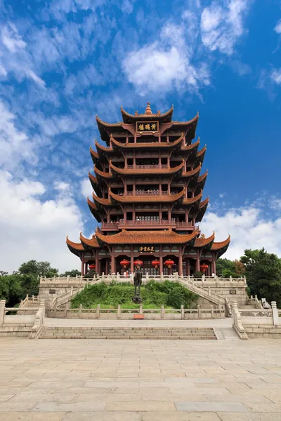 Wuhan żółty dźwig wieżowy — Zdjęcie stockowe