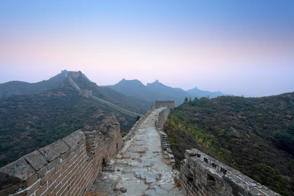 Die große Mauer im Morgengrauen — Stockfoto