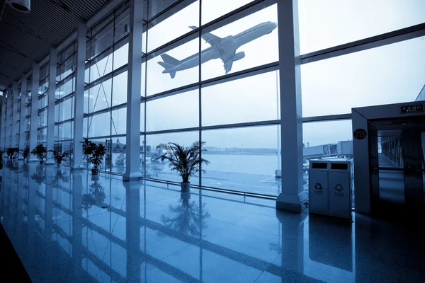 Flight departure — Stock Photo, Image
