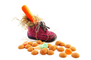 Shoe and pepernoten clipart