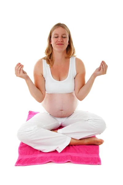 Kvinnan gör meditativa graviditet yoga — Stockfoto