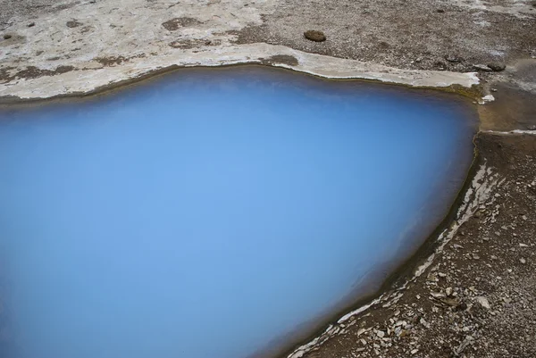 Přírodní geotermální jezero — Stock fotografie