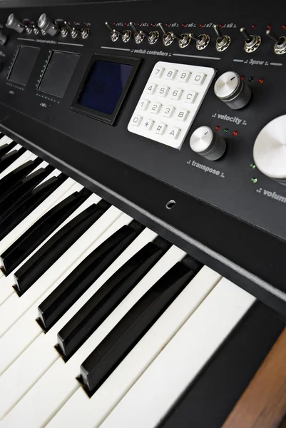Synthesizer, electronik toetsenbord — Stockfoto
