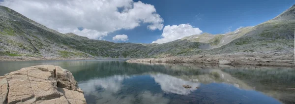 Lago Della Vacca lago — Fotografia de Stock