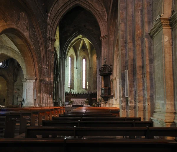 Kostel forcalquier, Francie — Stock fotografie
