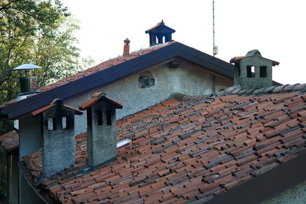 Bir evin çatısı — Stok fotoğraf