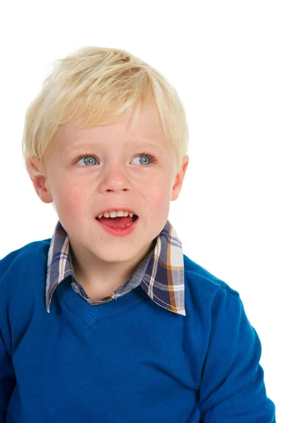 一个金发碧眼的小男孩的肖像 — 图库照片