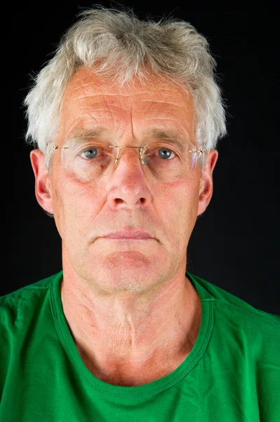 Portret depresji starszego mężczyzny — Zdjęcie stockowe