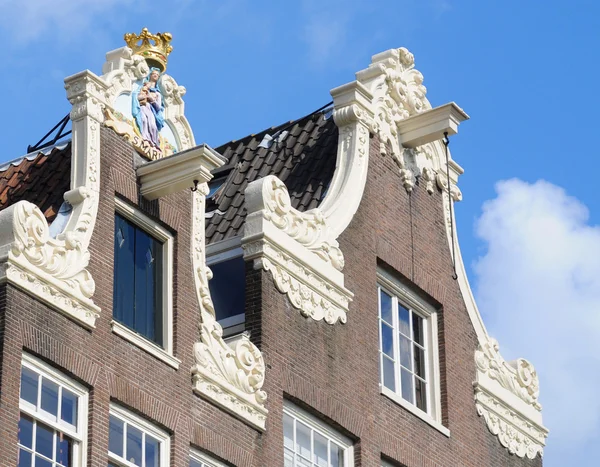 Голландська Гейбл будинок, центрі, Амстердам — стокове фото