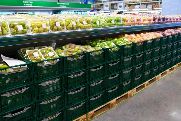 Frutta nel supermercato — Foto Stock