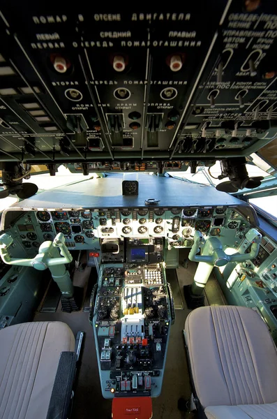 Piloto cockpit — Fotografia de Stock