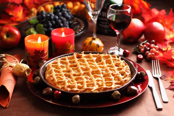 Яблочный пирог на День Благодарения — стоковое фото