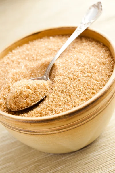 Brown sugar in bowl — Stock Photo, Image