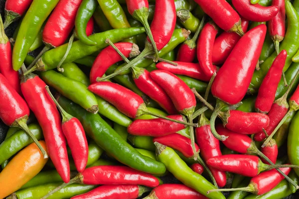 Hot peppers background — Stok fotoğraf
