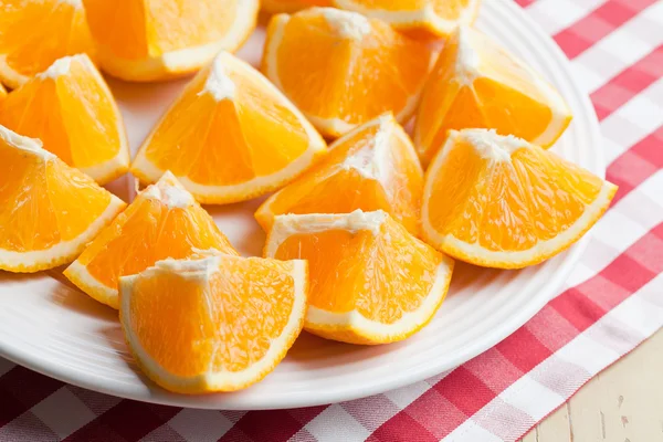 Skär apelsin — Stockfoto