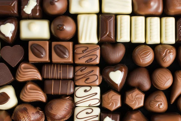 Verschiedene Schokoladenpralinen — Stockfoto