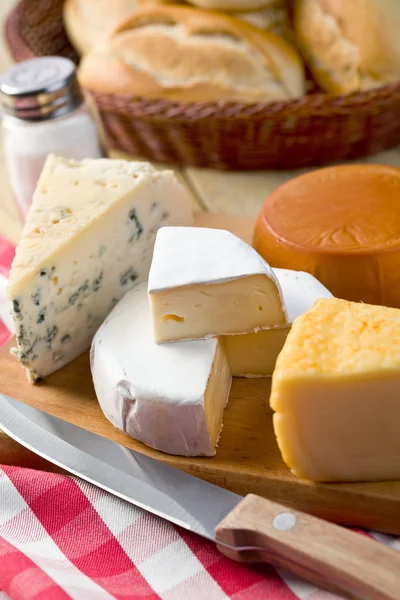 チーズのある静物 — ストック写真