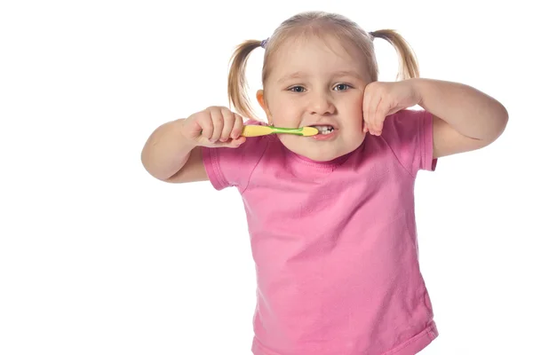 Niño cepillarse los dientes — Foto de Stock