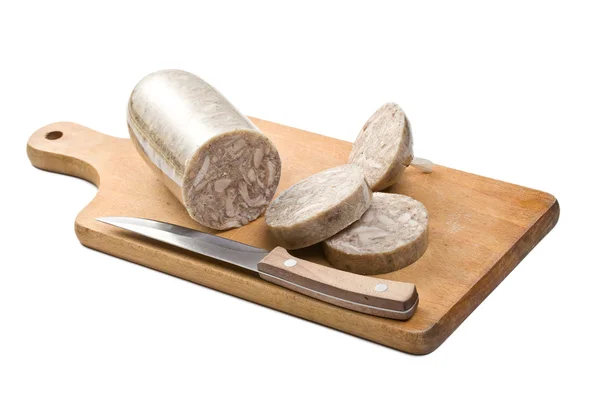 Saucisse au fromage de tête sur planche en bois — Photo