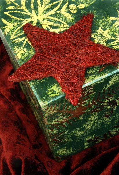 Fechar de presente de Natal — Fotografia de Stock