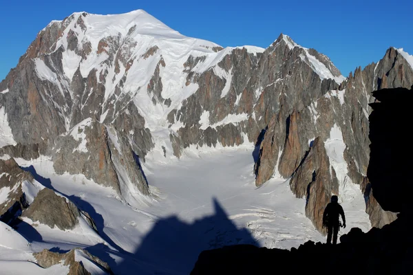 Alpine climbing — Stock Photo, Image