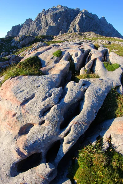 Limestone mountains — Stock Photo, Image