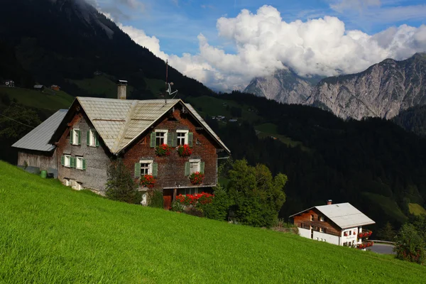 Krajobraz alpejski — Zdjęcie stockowe