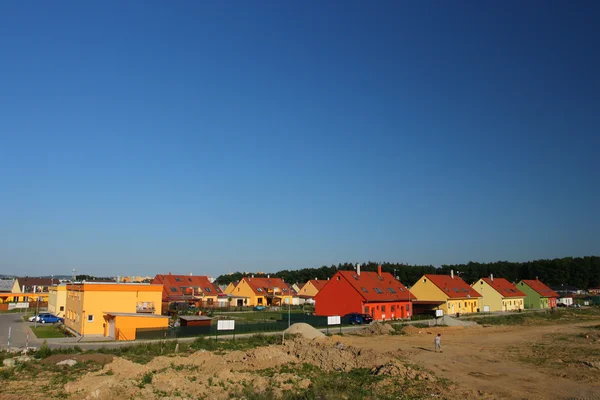 Casas coloridas semi-destacadas — Fotografia de Stock