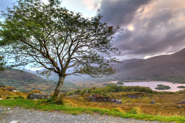 İrlandalı dağlarda günbatımı — Stok fotoğraf