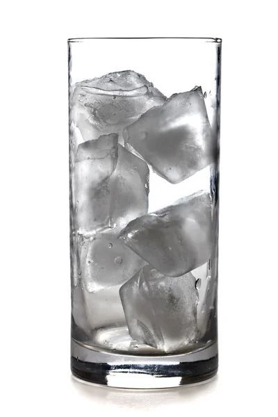 Vidrio de cubitos de hielo —  Fotos de Stock