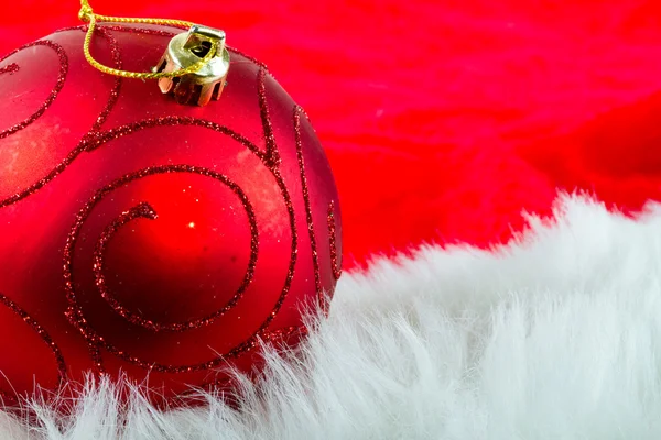 赤いクリスマス安物の宝石 — ストック写真