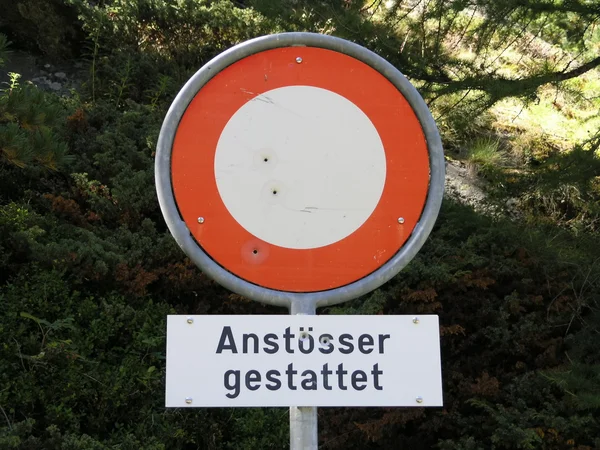 Swiss znaki drogowe — Zdjęcie stockowe