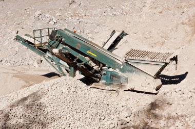 Quarry conveyor belt machine clipart
