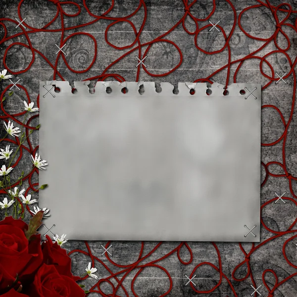 Papierkarte mit Rosen über Grunge-Hintergrund — Stockfoto