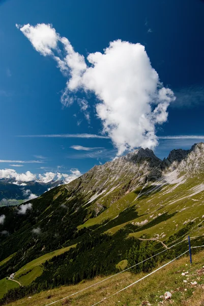 Montanha alpina — Fotografia de Stock