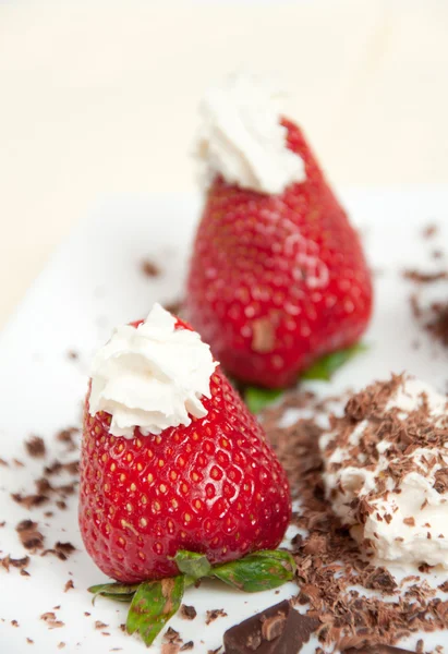 Stock image Appetizing fresh strawberries with cream