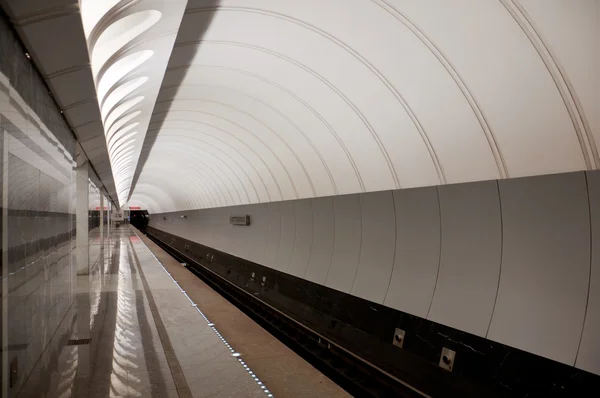 Geometría en la arquitectura contemporánea - Estación de metro, Moscú, Rusia — Foto de Stock