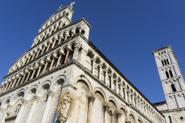 Lucca.