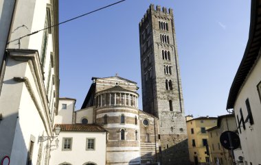 Lucca.