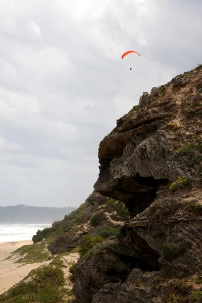 Paralotniarstwo na wybrzeżu — Zdjęcie stockowe