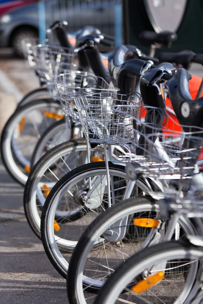 City Hire Bicycles Parked In Row — Stock Photo, Image