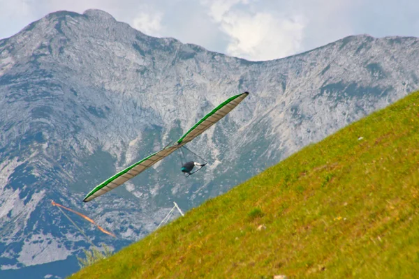 Hängflygning i Slovenien — Stockfoto