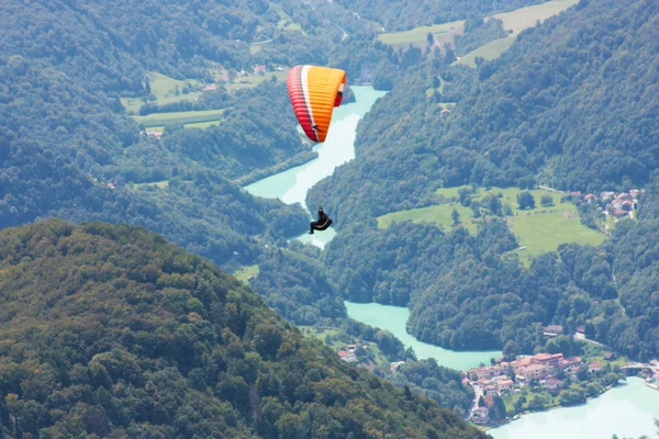 stock image Paragliding in Julian Alps