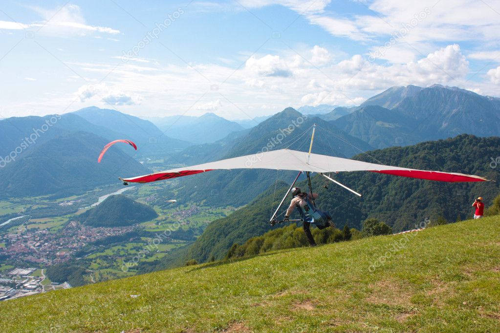Hang gliding in Slovenia