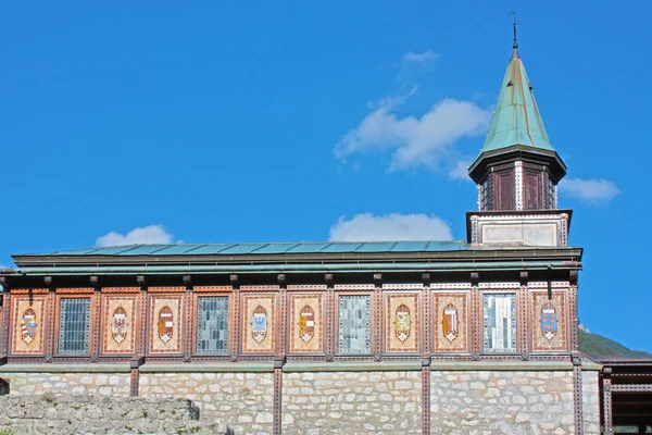 Malý kostel v Alpách — Stock fotografie