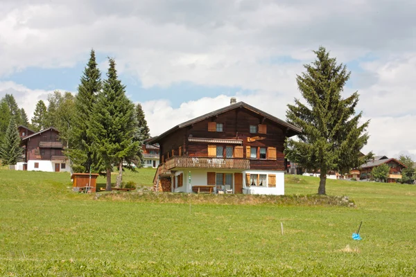 Landsbyen i Sveits – stockfoto