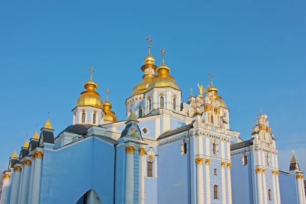 Copas doradas de San Miguel en la catedral —  Fotos de Stock