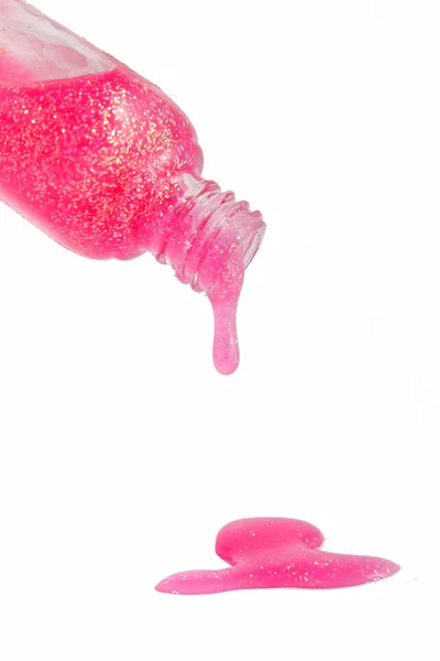 ピンクのマニキュアのボトル — ストック写真
