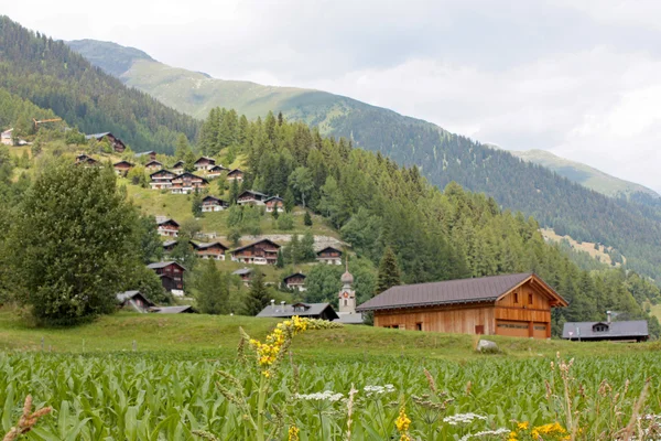 Village en Suisse — Photo