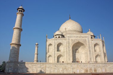 taj mahal at sunrise görünümünü